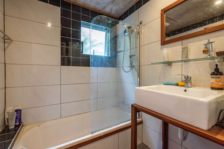 79 The Esplanade Raumati South_11