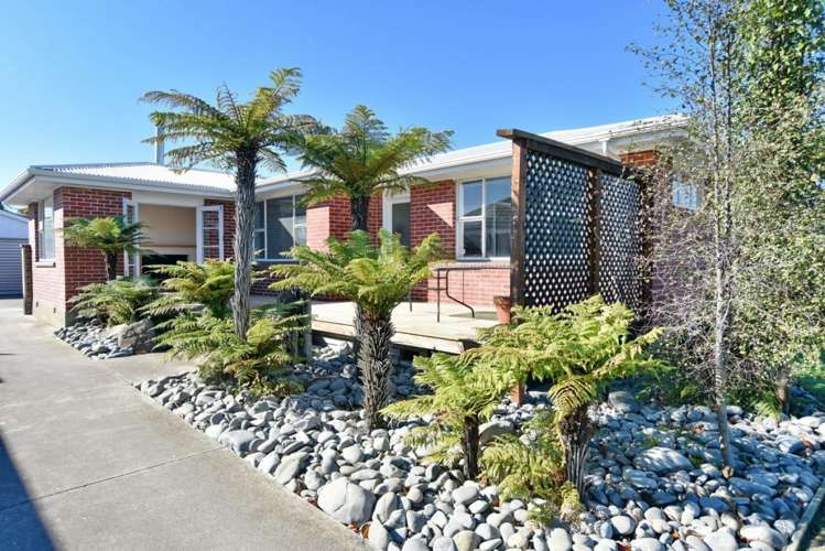 13 Lyndhurst Crescent_0