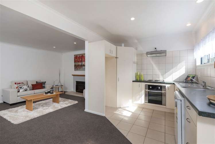 14 Holiday Road Stanmore Bay_11