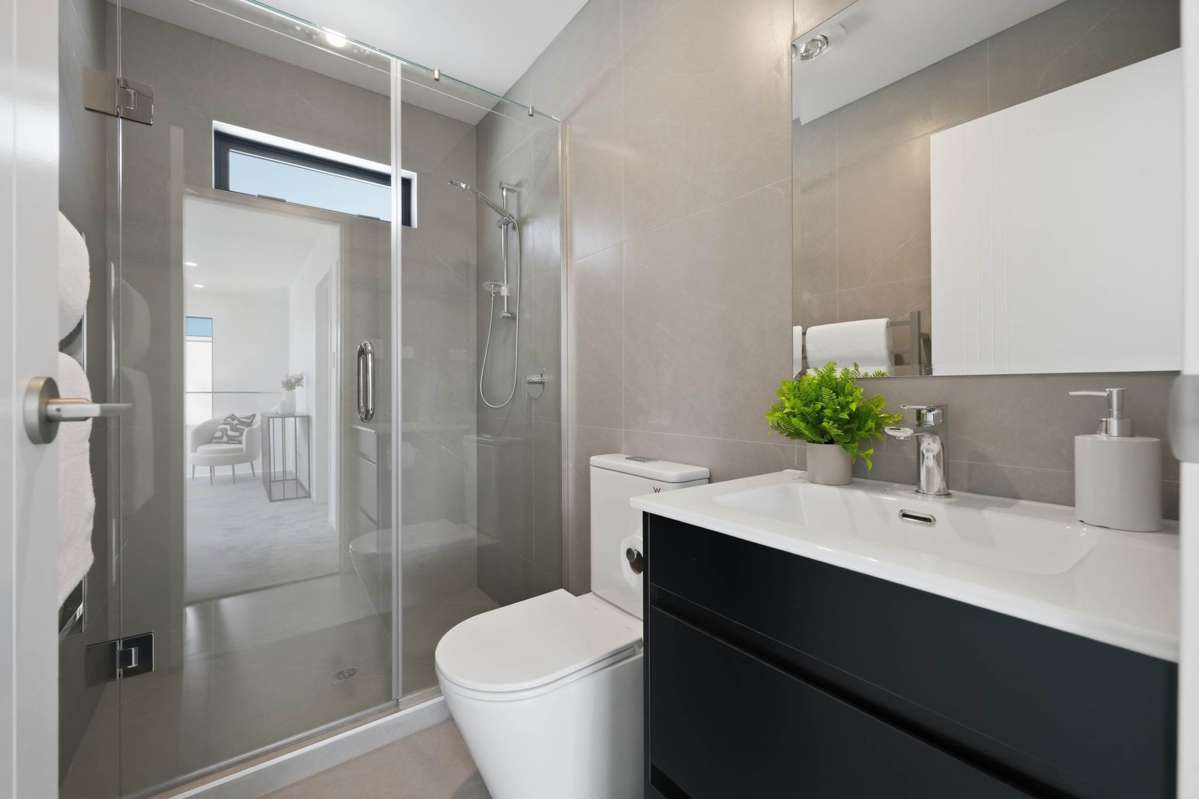 14 C & D Eastglen Road_4