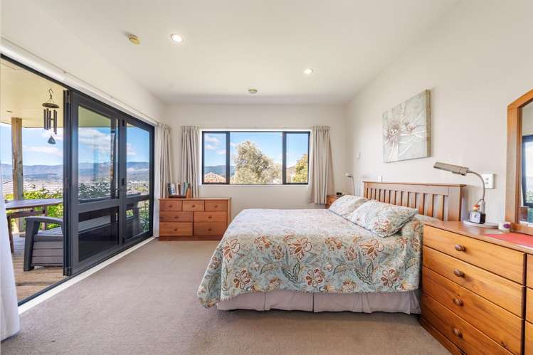 5 Ormrod Grove Riverstone Terraces_13