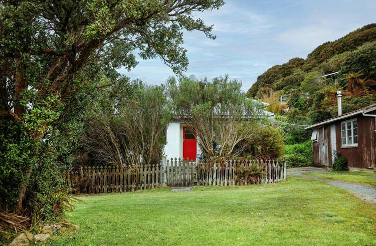 33 Main Road Stewart Island_30