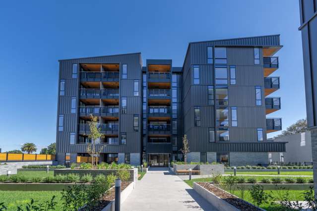 Refined Simplicity - Fabric2 Now Complete