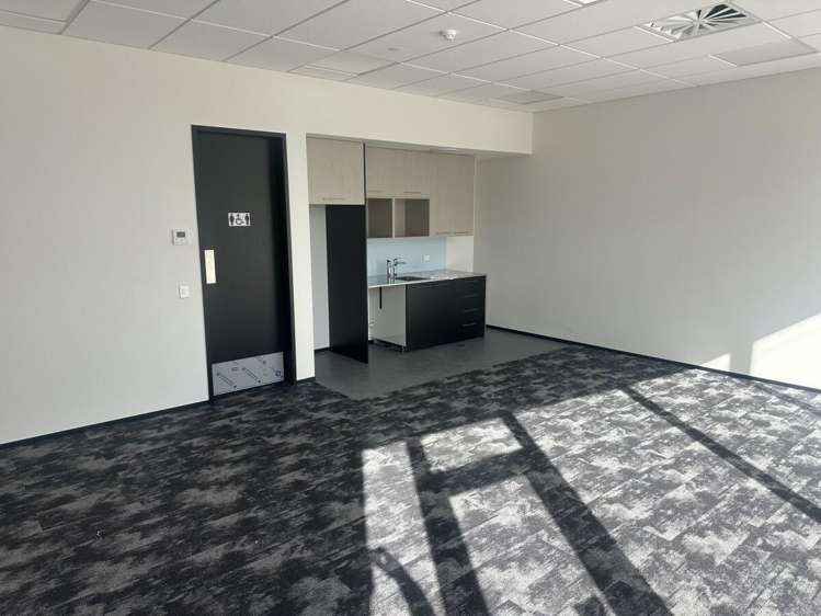 112 Hobsonville Road Hobsonville_7