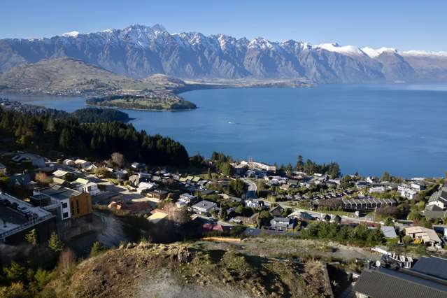 19 Von Place Fernhill/Sunshine Bay_2