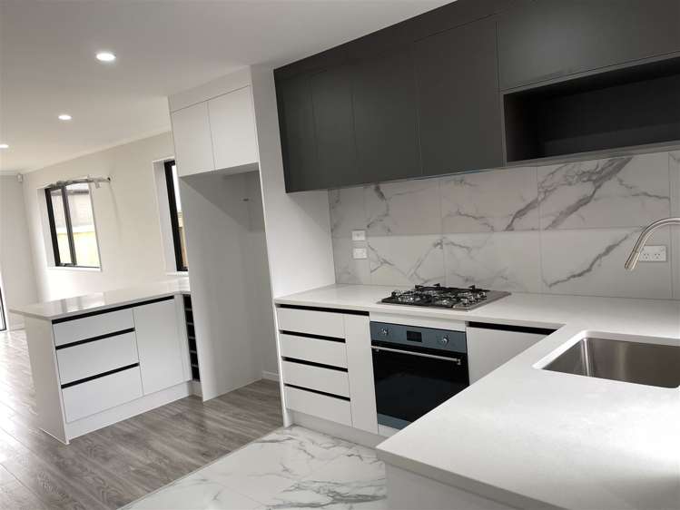 4 Combat Street Papakura_13