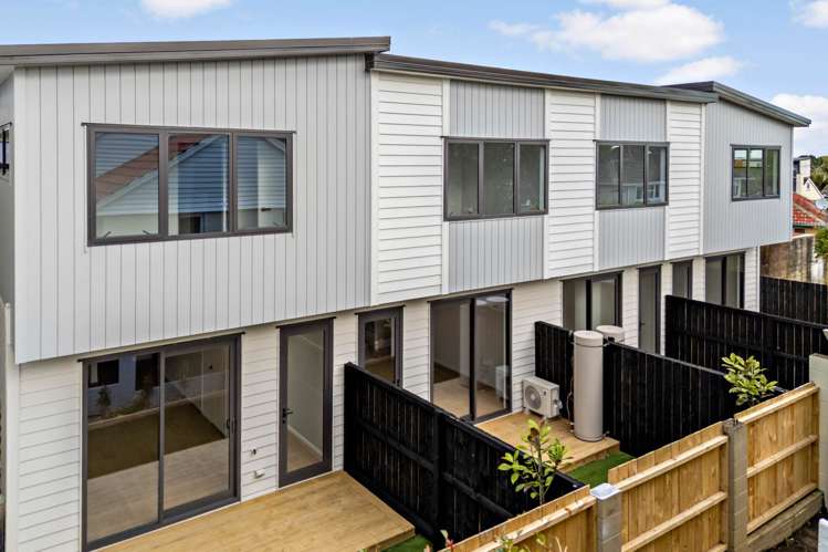 22 Baker Place Onehunga_15