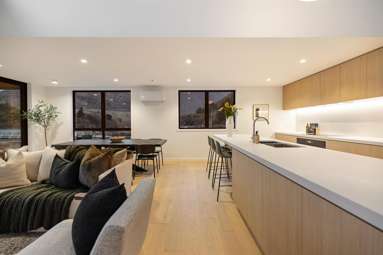 11B William Rees Place_4