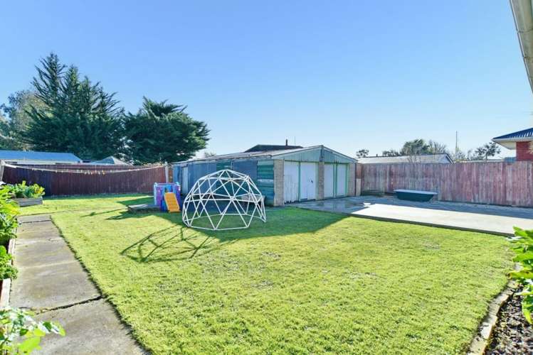 92 Frensham Crescent Woolston_16