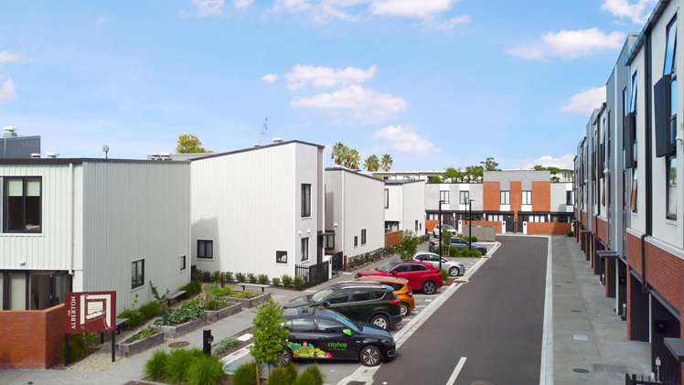 106/124 Taylors Road_0