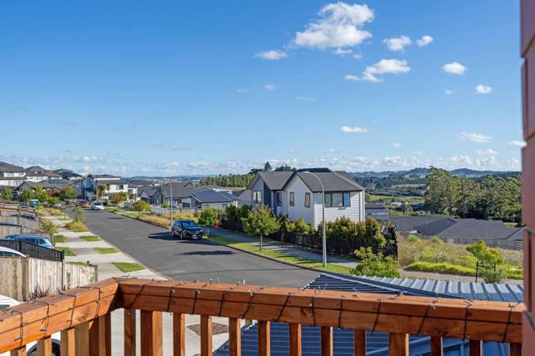 46 Celestial Crescent Orewa_11