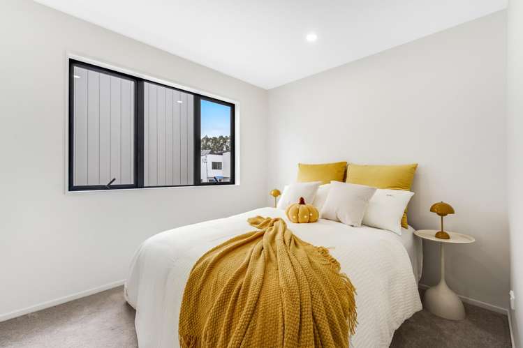 32 Toetoe Street Westgate_14