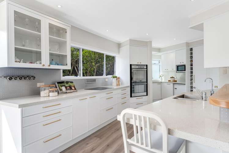4 Patros Place Bucklands Beach_11
