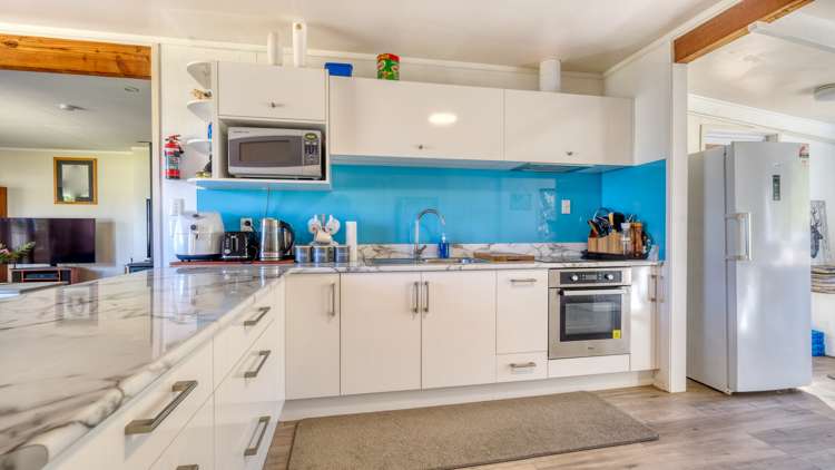 512f West Coast Road Awanui_9