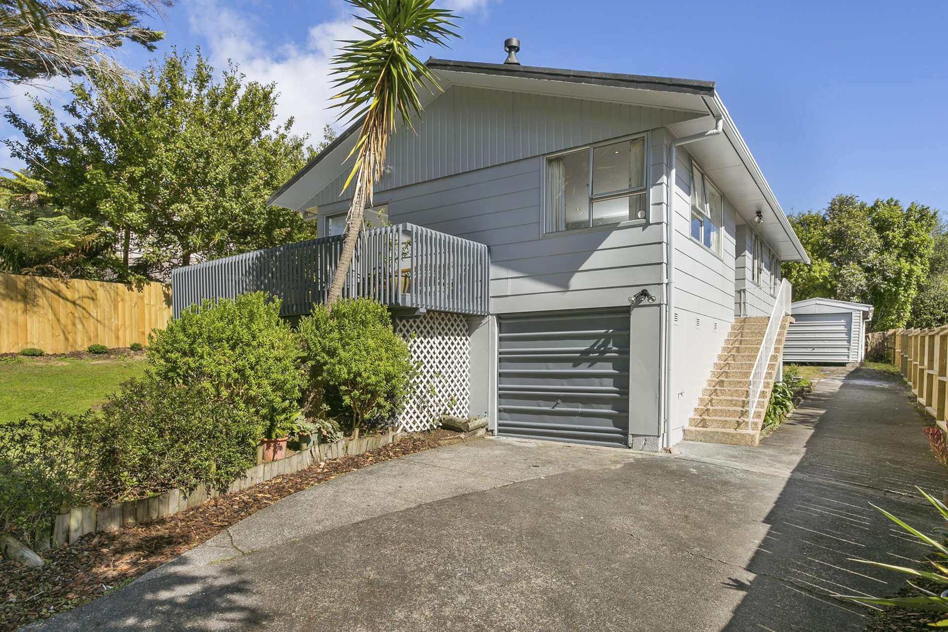 16 Onedin Place Titirangi_0