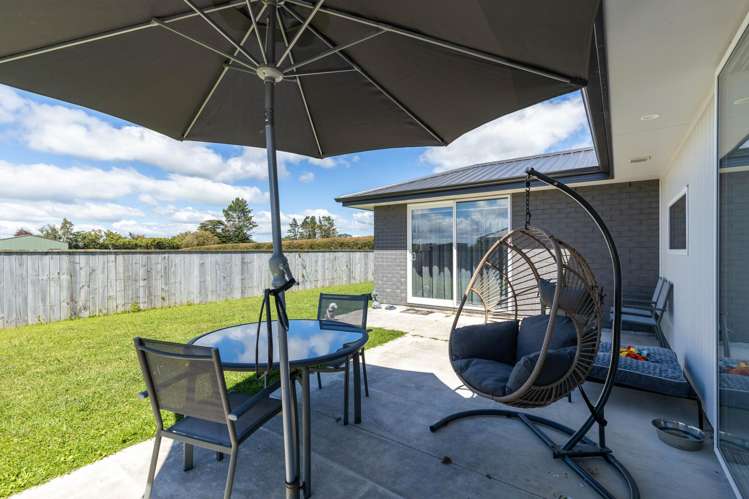 6 Toutouwai Lane Inglewood_21