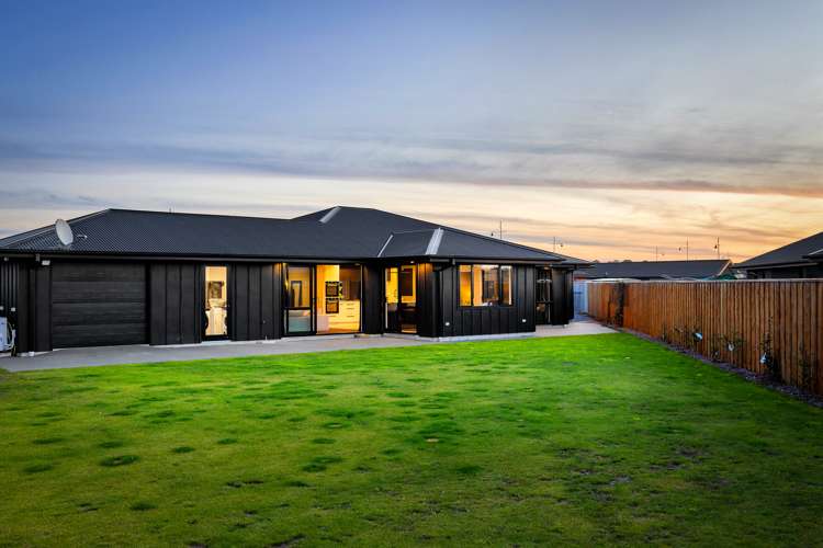 55 Tiritiri Moana Drive Pegasus_1