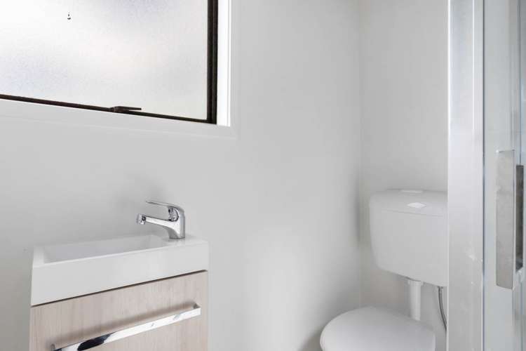 2/115 Titirangi Road New Lynn_10