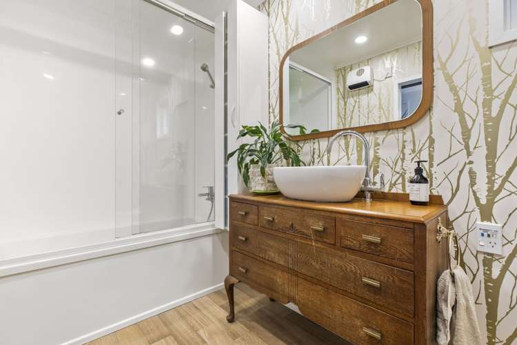 2/24 Shetland Street Glen Eden_12