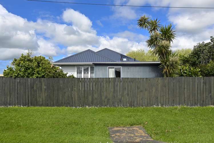 36 Parakai Avenue, Parakai Helensville_20