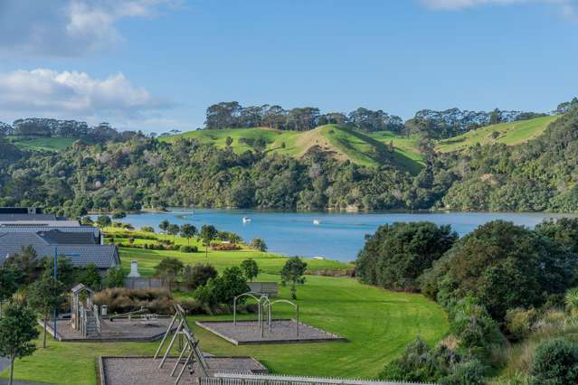 7 Joyce Harsant Place Cooks Beach_4