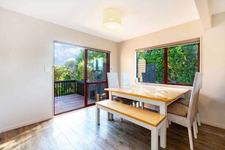 16 James Cook Drive Whitby_25