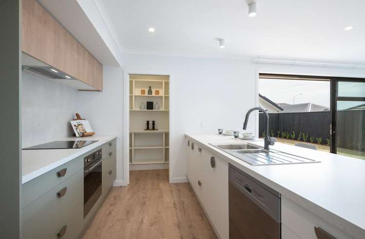 32 Cupola Crescent Richmond_6