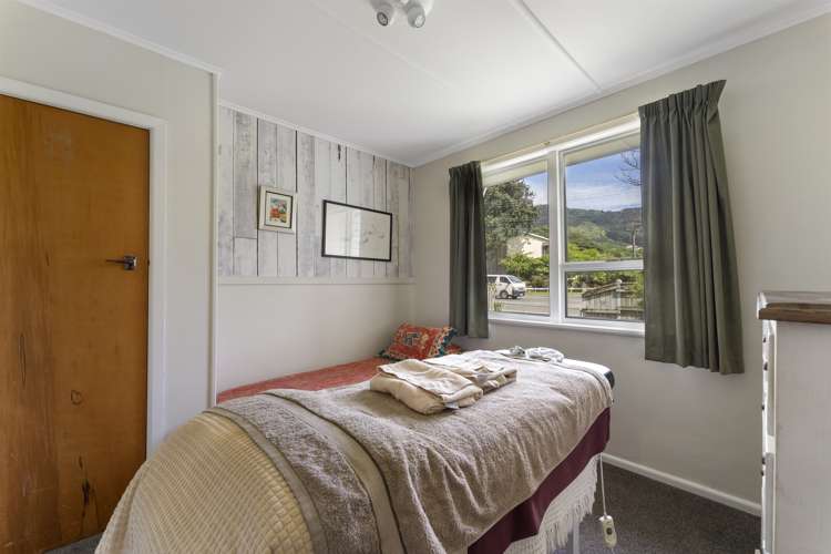 16 Wairau Road Picton_9