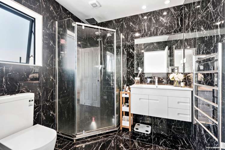 18 Kiwa Crescent Gulf Harbour_12