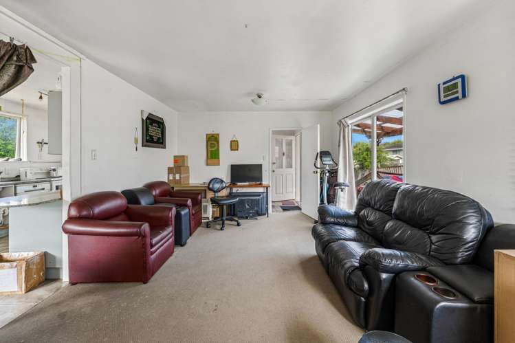 62 Harmel Road Glendene_9