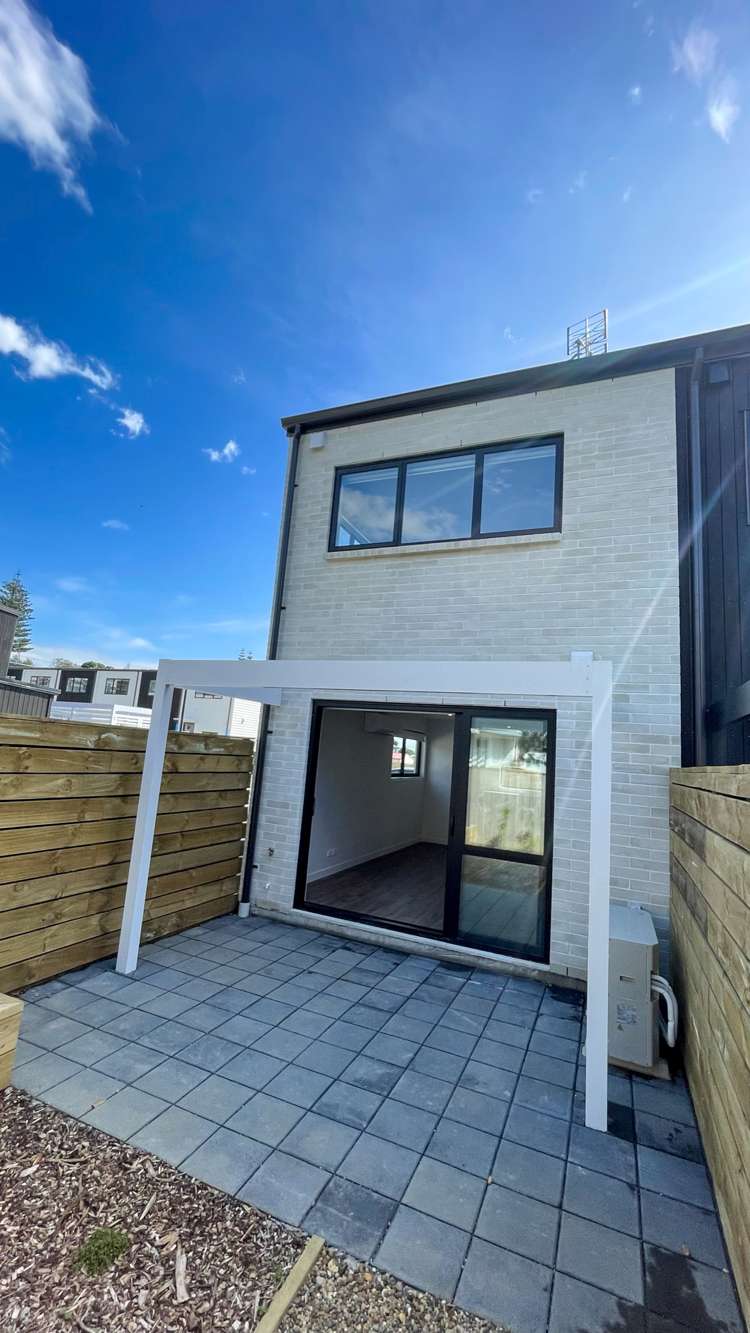 11 Whanui Place Māngere Bridge_1
