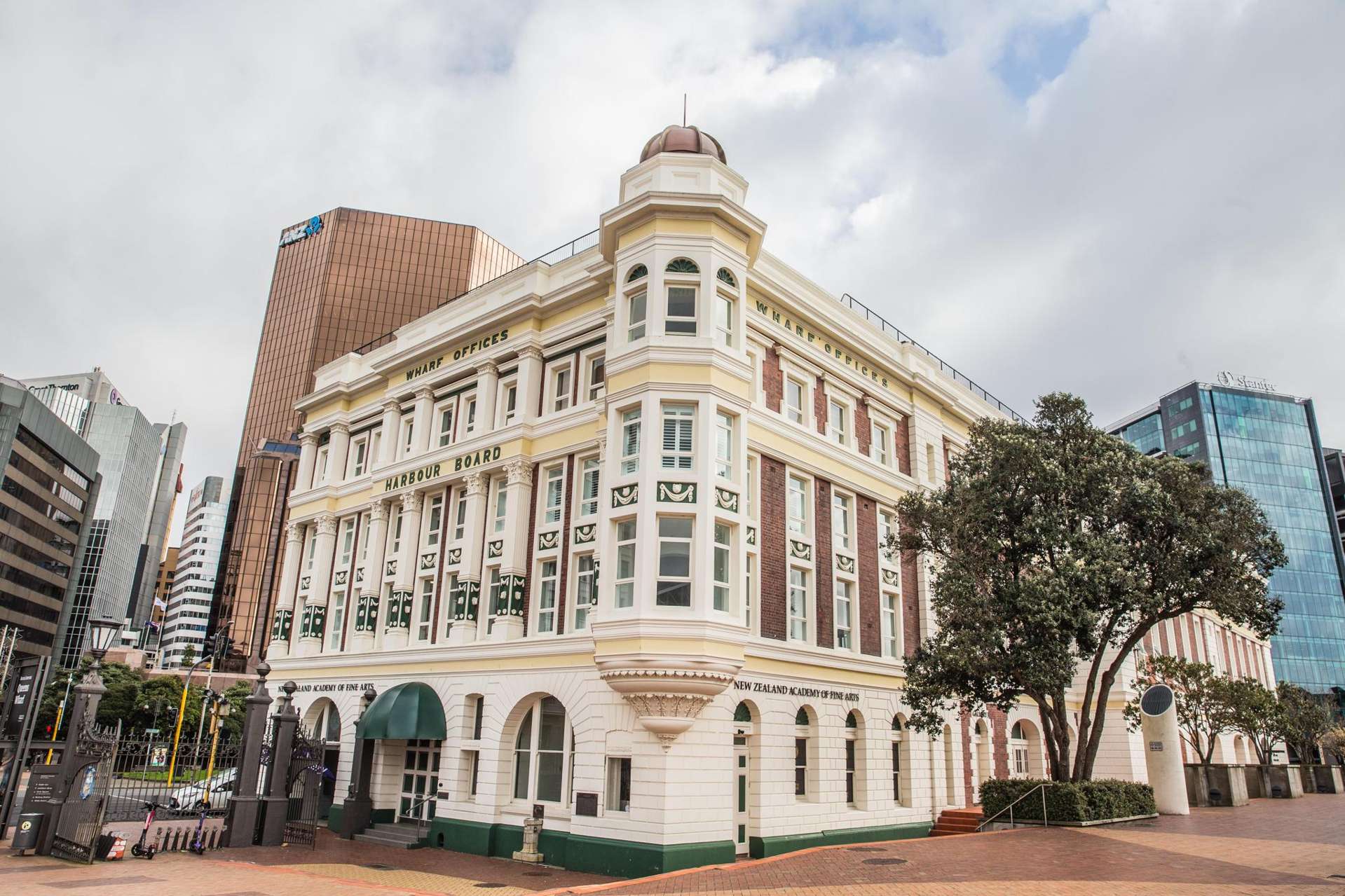 2.1/1 Queens Wharf Wellington Central_0