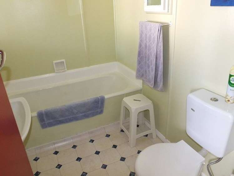 18 Roore Street Foxton Beach_10