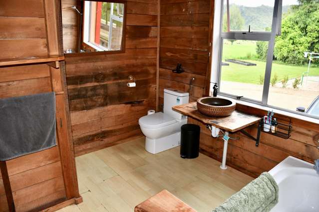 240 Arapito Road Karamea_4