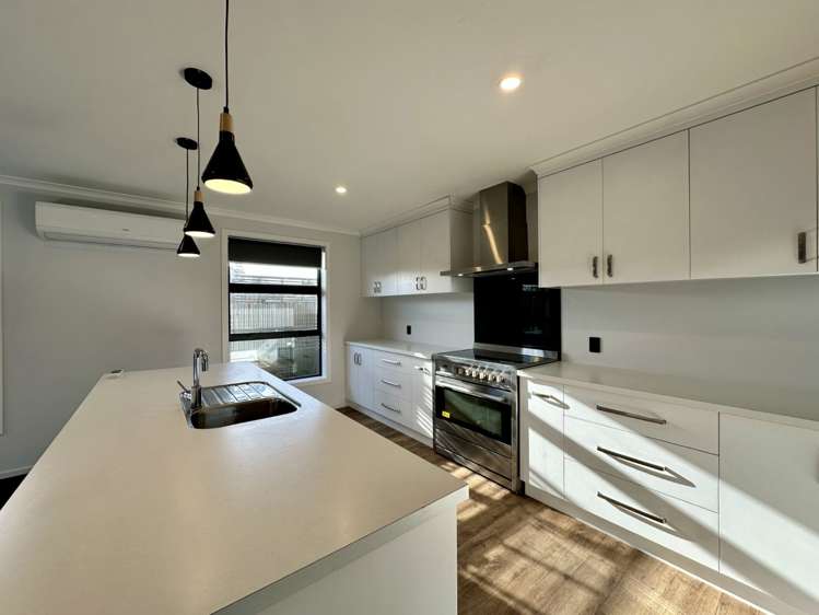 22a Walshs Road Allenton_4