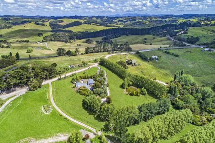 27 Petley Road Paparoa_21