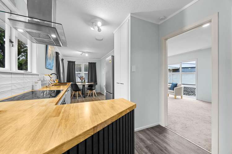 1/82 Ennis Avenue Pakuranga Heights_12