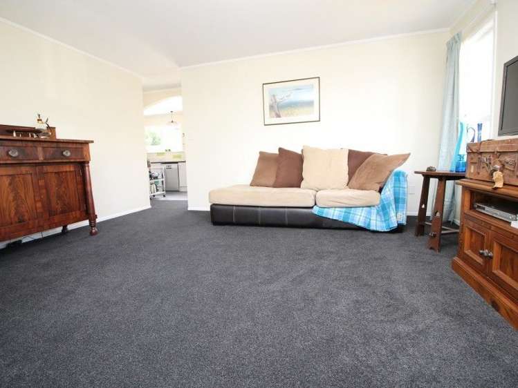 9a Inver Street Glen Eden_6