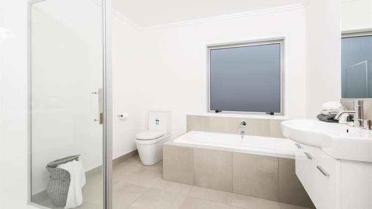 17 Caldera Drive Long Bay_12