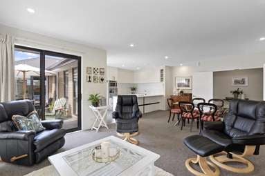 52 Faulks Drive_2