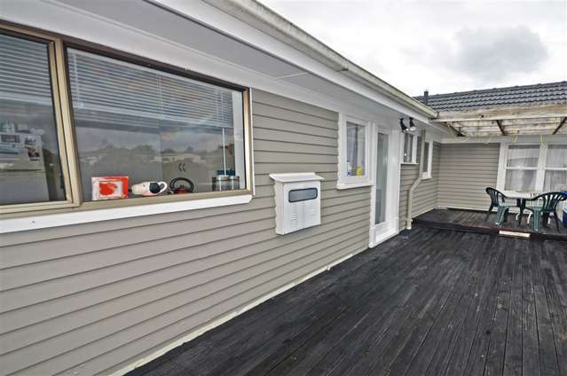 12 Sheehan Road Te Atatu South_4