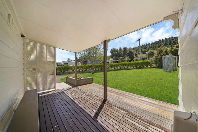 16 Eames Crescent Te Mata_19