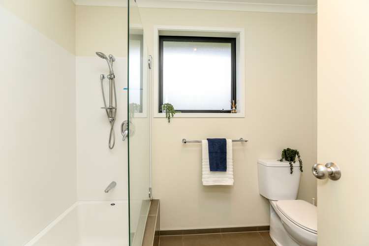 1185f South Road Oakura_22