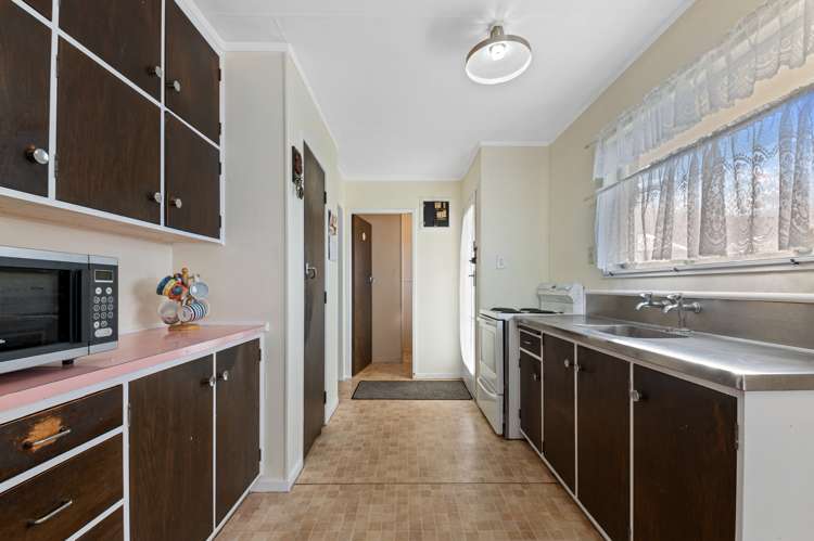 37 Alison Street Mangakakahi_6