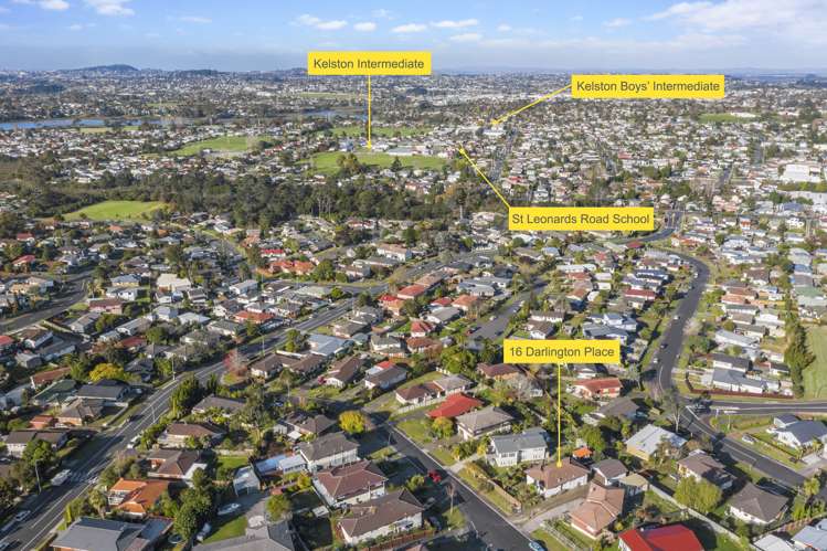 16 Darlington Place Glendene_17