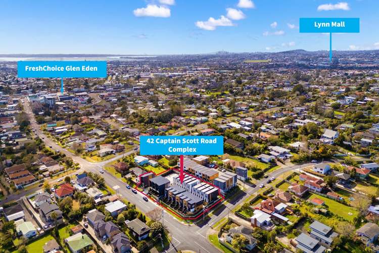 2-4,5-6,10/42 Captain Scott Road_4