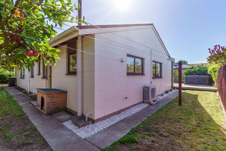 2/30 Celia Street Redcliffs_18