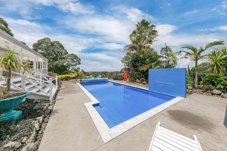 355 Ridge Road Paremoremo_11