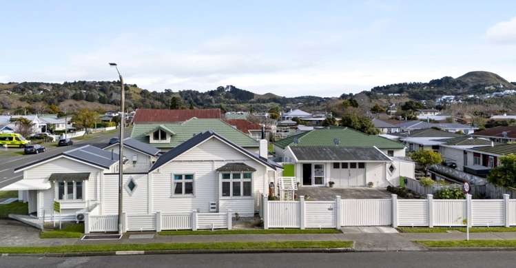 6 Avondale Road Taradale_17