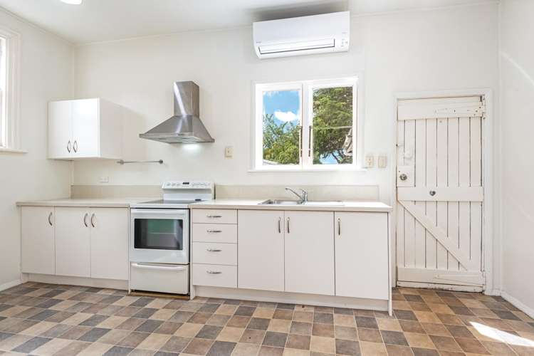 23 Main Street Pahiatua_3